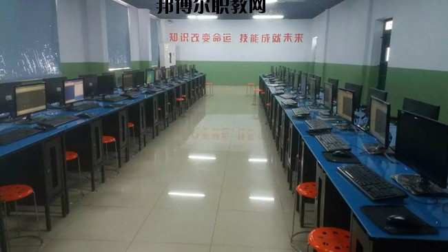衡水兆華科技中等專業(yè)學(xué)校網(wǎng)站網(wǎng)址