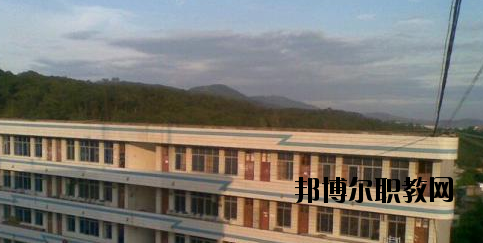 百色工程職業(yè)技術(shù)學(xué)校2020年報名條件、招生要求、招生對象
