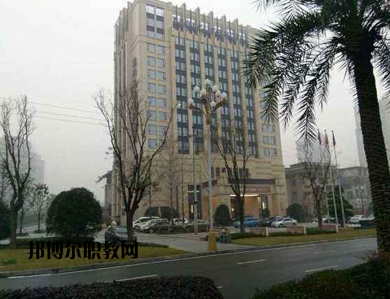重慶涪陵第一職業(yè)中學校學校怎么樣、好不好