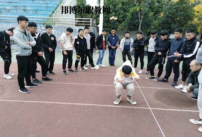 勉縣職業(yè)教育中心2020年報名條件、招生要求、招生對象 