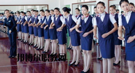 平?jīng)龊嗤殬I(yè)技術(shù)學(xué)校2020年報(bào)名條件、招生要求、招生對(duì)象