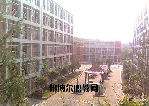 樂(lè)清虹橋職業(yè)技術(shù)學(xué)校怎么樣，好不好