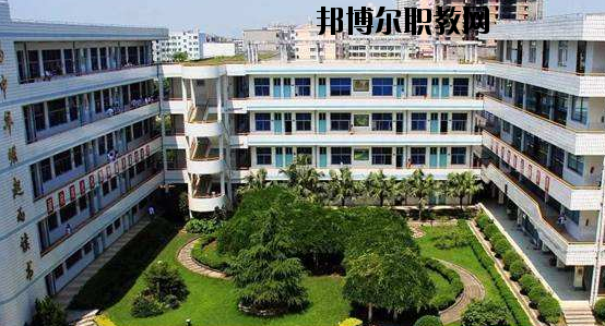 龍港第二職業(yè)學校怎么樣，好不好
