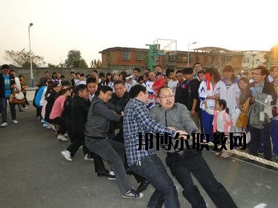 閬中師范學(xué)校2020年報名條件、招生要求、招生對象