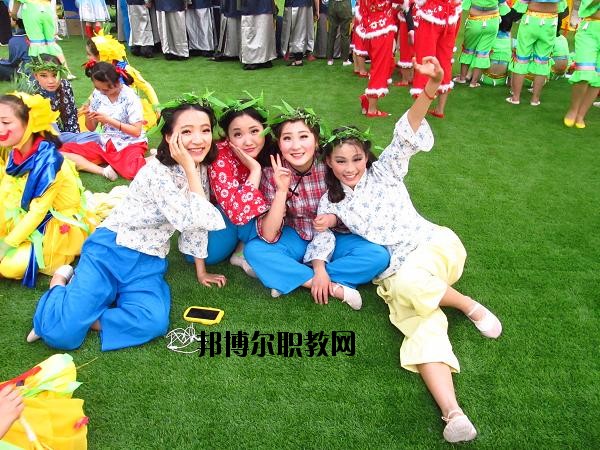西安幼兒師范職業(yè)學(xué)校2020年報(bào)名條件、招生要求、招生對(duì)象 