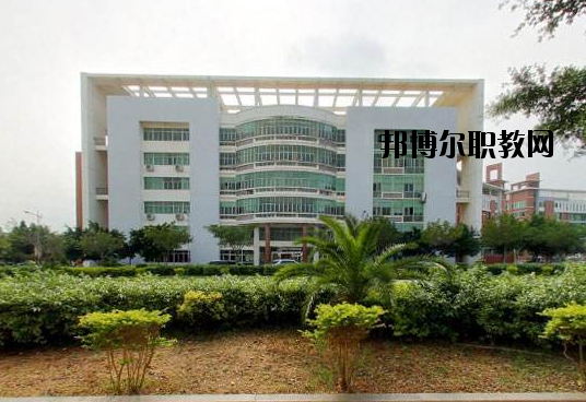 余姚姚江旅游學校怎么樣，好不好