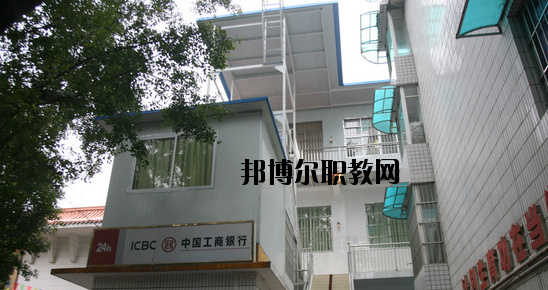 廣西商貿(mào)高級技工學(xué)校怎么樣、好不好