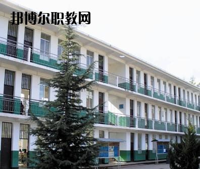 雙柏縣職業(yè)高級(jí)中學(xué)2020年報(bào)名條件、招生要求、招生對(duì)象