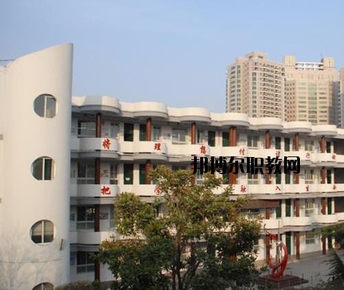 鄭州信息技術(shù)學(xué)校2021年報(bào)名條件、招生對象