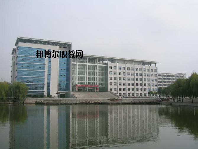 永仁縣職業(yè)高級中學(xué)2020年學(xué)費(fèi)、收費(fèi)多少