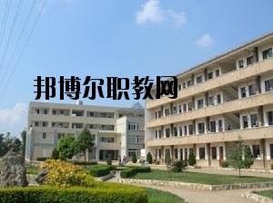 祿豐縣職業(yè)高級中學2020年報名條件、招生要求、招生對象
