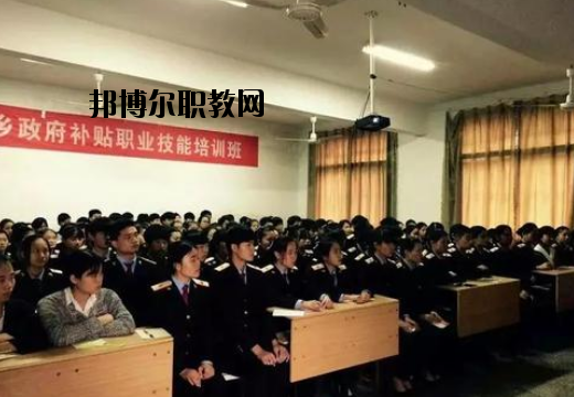 萍鄉(xiāng)公關(guān)職業(yè)中等專業(yè)學(xué)校2020年報(bào)名條件、招生要求、招生對象