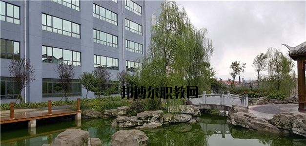 息烽縣職業(yè)技術(shù)學(xué)校2020年報名條件、招生要求