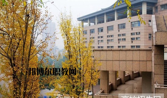 黃梅興華中等專業(yè)學校網站網址