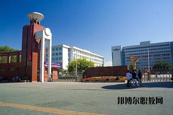 黃梅理工學(xué)校2020年報名條件、招生要求、招生對象