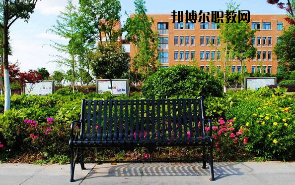 渭南興華職業(yè)學校2020年報名條件、招生要求、招生對象 