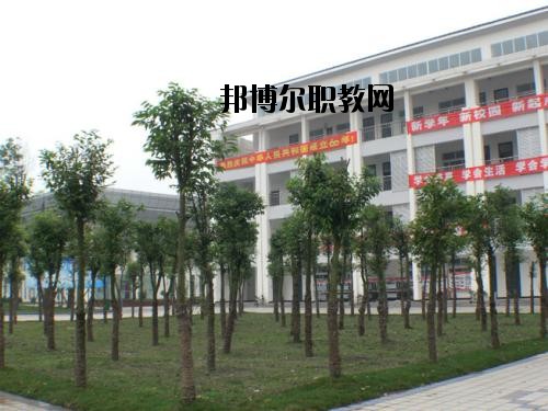 德陽(yáng)電子工程學(xué)校2020年報(bào)名條件、招生要求、招生對(duì)象