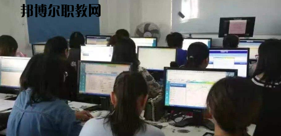 梧州機(jī)電技工學(xué)校2020年報(bào)名條件、招生要求、招生對(duì)象 