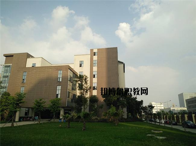 四川省自貢倍樂(lè)職業(yè)技術(shù)學(xué)校2020年報(bào)名條件、招生要求、招生對(duì)象