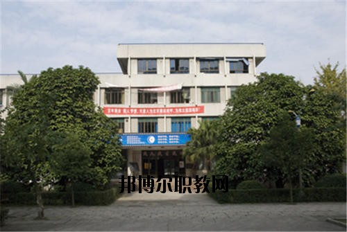 四川瀘州天星影視藝術(shù)學(xué)校2020年報(bào)名條件、招生要求、招生對(duì)象