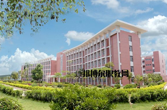 惠來技工學校2020年報名條件、招生要求、招生對象