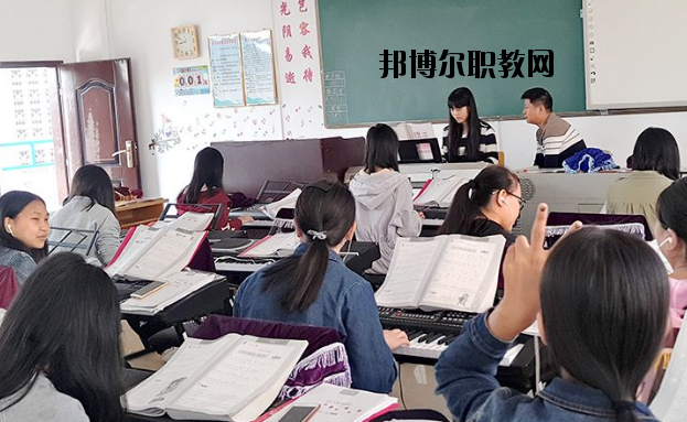 揭陽(yáng)國(guó)貿(mào)技工學(xué)校2020年招生辦聯(lián)系電話(huà)