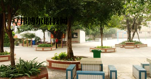 南寧中南理工職業(yè)技術(shù)學(xué)校2020年報名條件、招生要求、招生對象