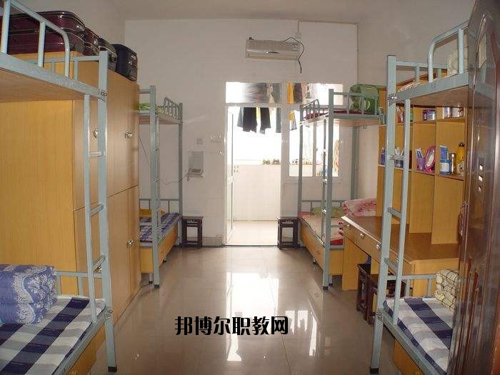 佛山順德區(qū)中等專業(yè)學校2020年宿舍條件