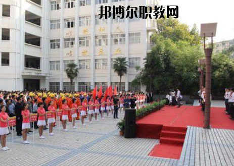江西工程學校2020年招生辦聯(lián)系電話