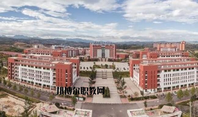 畢節(jié)農(nóng)業(yè)學(xué)校2020年報(bào)名條件、招生要求、招生對(duì)象