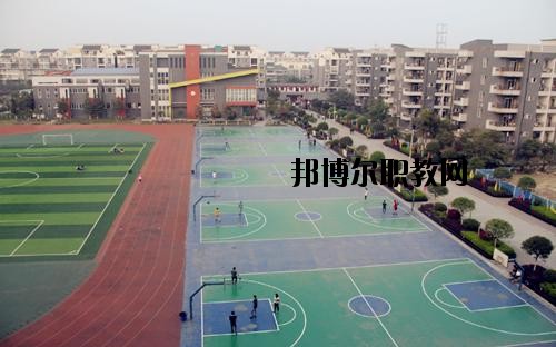 成都機(jī)電工程學(xué)校2020年報(bào)名條件、招生要求、招生對(duì)象
