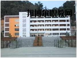 丘北縣民族職業(yè)高級中學(xué)2020年招生簡章