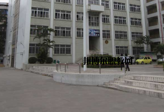 汕頭林百欣科技中專學(xué)校2020年報(bào)名條件、招生要求、招生對(duì)象