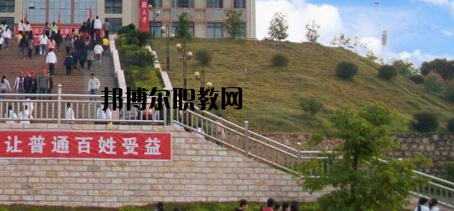 岑溪中等專業(yè)學(xué)校2020年報名條件、招生要求、招生對象 