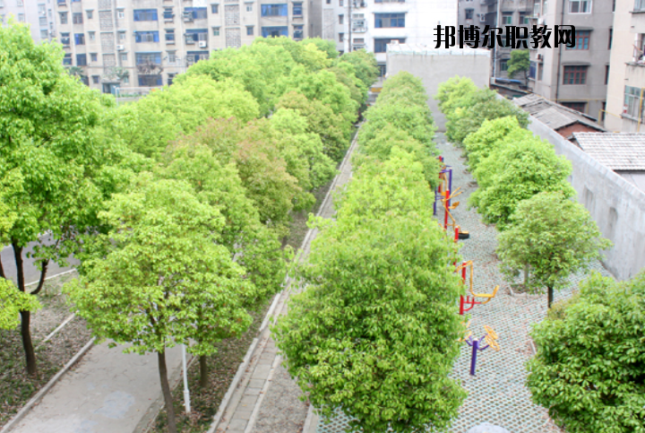湖北潛江衛(wèi)生學(xué)校怎么樣、好不好