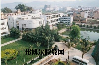 文山三鑫中等職業(yè)技術(shù)學(xué)校2020年報(bào)名條件、招生要求、招生對(duì)象