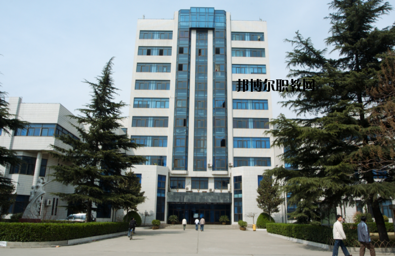 鄭州工業(yè)貿(mào)易學(xué)校怎么樣、好不好