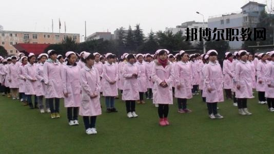 四川成都衛(wèi)生學校2020年有哪些專業(yè)