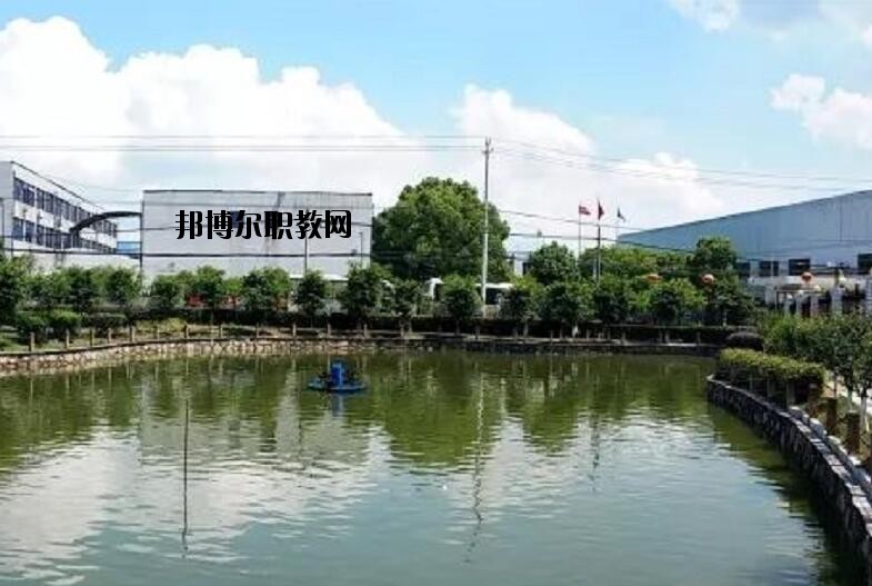 寧?？h雙林職業(yè)學校2020年報名條件、招生要求、招生對象