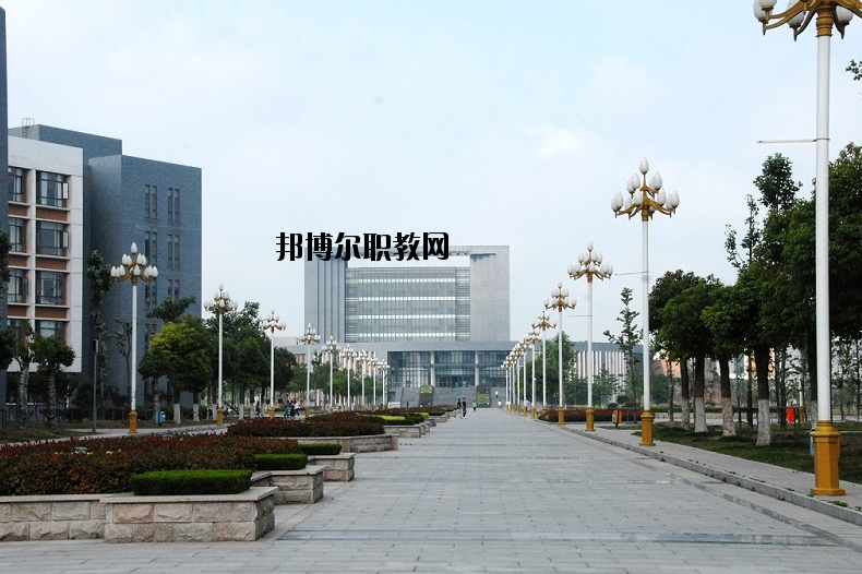 鹽城師范學(xué)院怎么樣、好不好