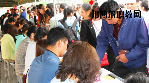 武威涼州區(qū)職業(yè)中等專業(yè)學(xué)校2020年學(xué)費(fèi)、收費(fèi)多少
