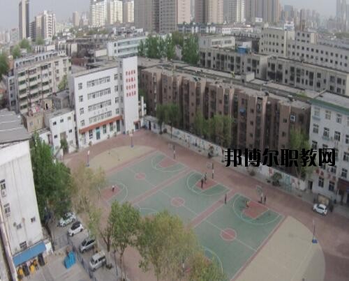 鄭州經(jīng)濟(jì)貿(mào)易學(xué)校2021年報(bào)名條件、招生對(duì)象