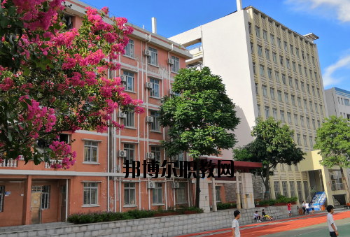 廣東工業(yè)貿(mào)易職業(yè)技術(shù)學(xué)校怎么樣、好不好