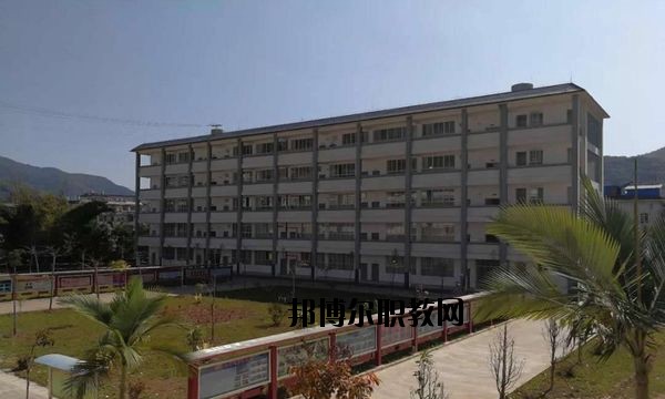 西盟縣職業(yè)高級中學怎么樣、好不好