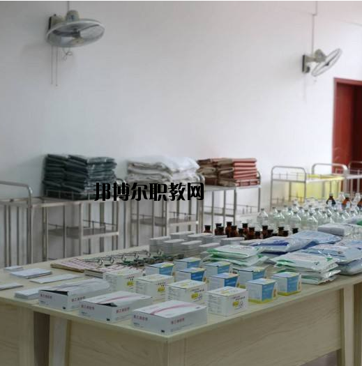 周口衛(wèi)生職業(yè)中等專業(yè)學(xué)校2021年報(bào)名條件、招生要求、招生對(duì)象