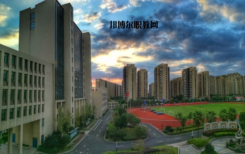 余杭區(qū)塘棲職業(yè)學(xué)校2020年報(bào)名條件、招生要求、招生對(duì)象
