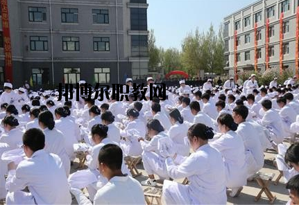 焦作護理學校2021年報名條件、招生要求、招生對象