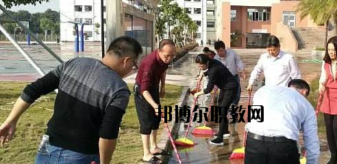 石家莊萬(wàn)搏中等專業(yè)學(xué)校網(wǎng)站網(wǎng)址