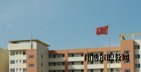 承德華中管理中專學(xué)校2020年報(bào)名條件、招生要求、招生對(duì)象 
