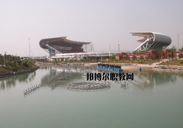 荊門現(xiàn)代學校2020年報名條件、招生要求、招生對象